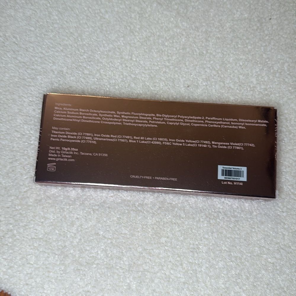 Girlactik Essential Eyeshadow Palette Vol 2 12 Shades Jewel Tone New - Picture 4 of 5
